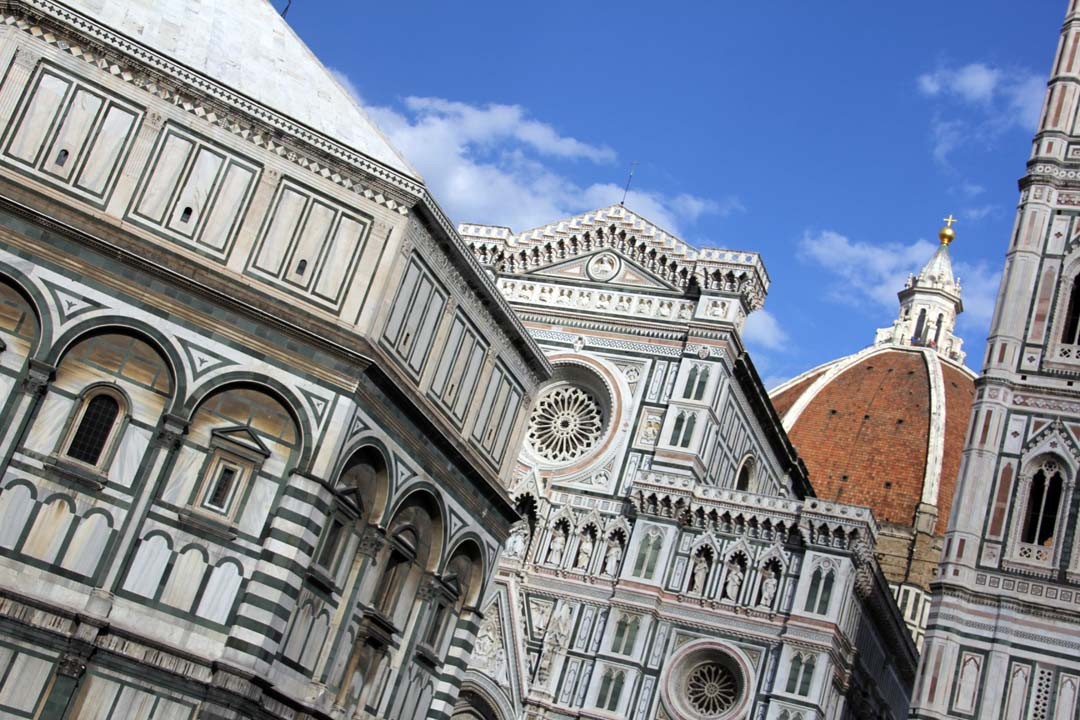 Duomo à Florence avec la coupole de Brunelleschi